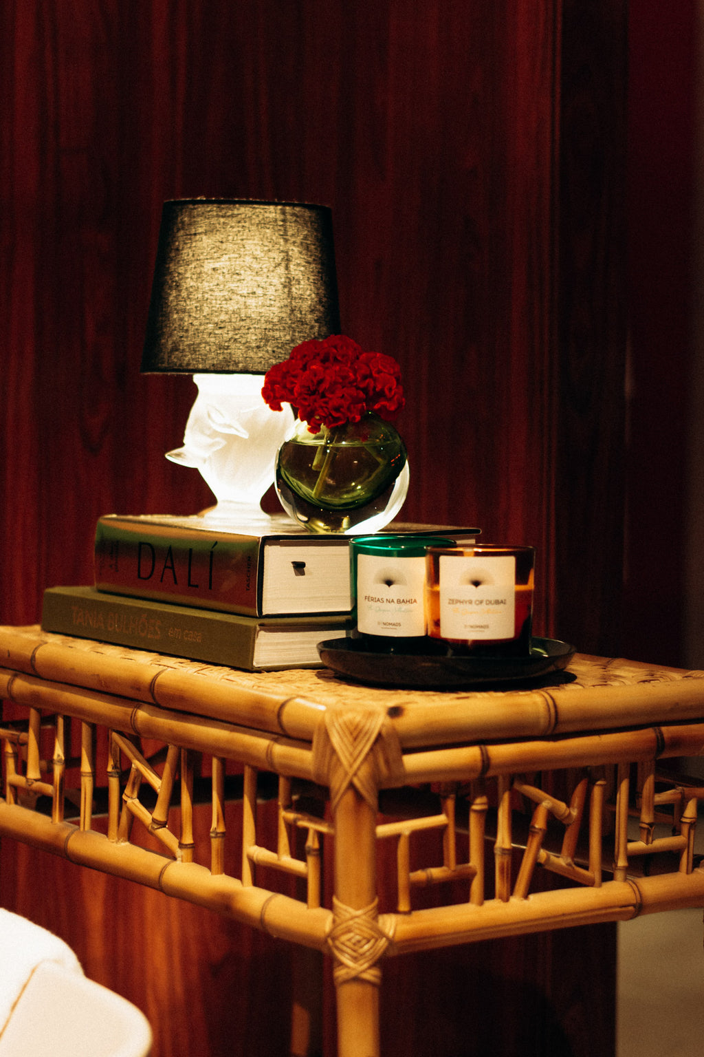 Luxury plant-based scented candles BYNOMADS – Ferias na Bahia - Brazil - The Origins Collection – sustainable wooden wick. UAE, Saudi Arabia, Qatar, Kuwait, Bahrain.