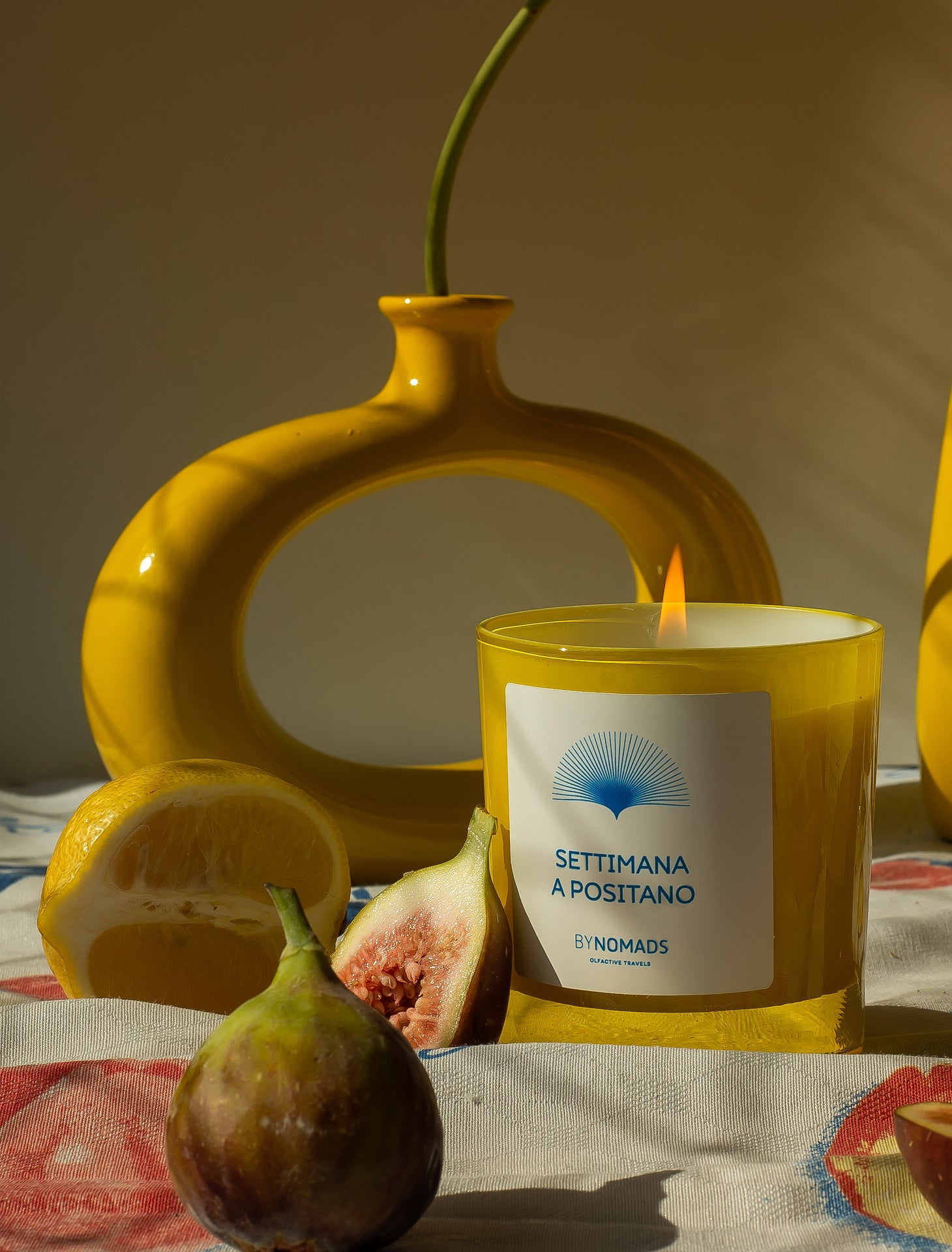 Luxury plant-based scented candles BYNOMADS – Settimana a Positano - Italy - The Origins Collection – sustainable wooden wick. UAE, Saudi Arabia, Qatar, Kuwait, Bahrain.